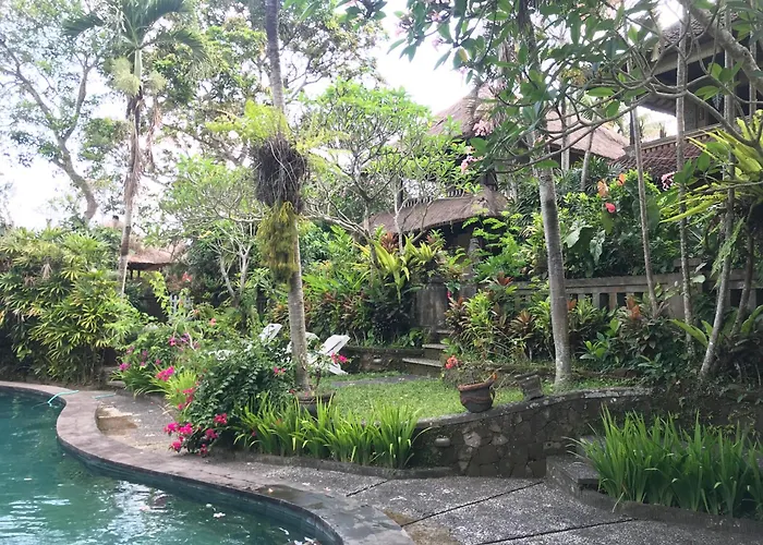 Anomcottages