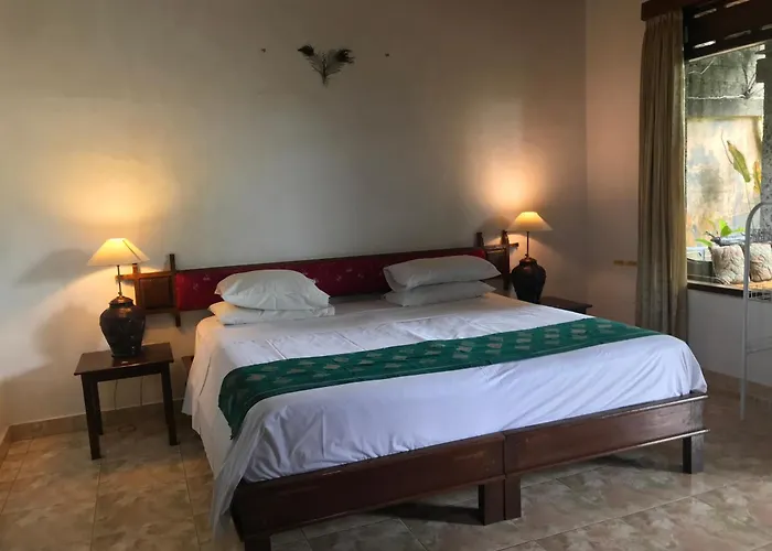 Anomcottages