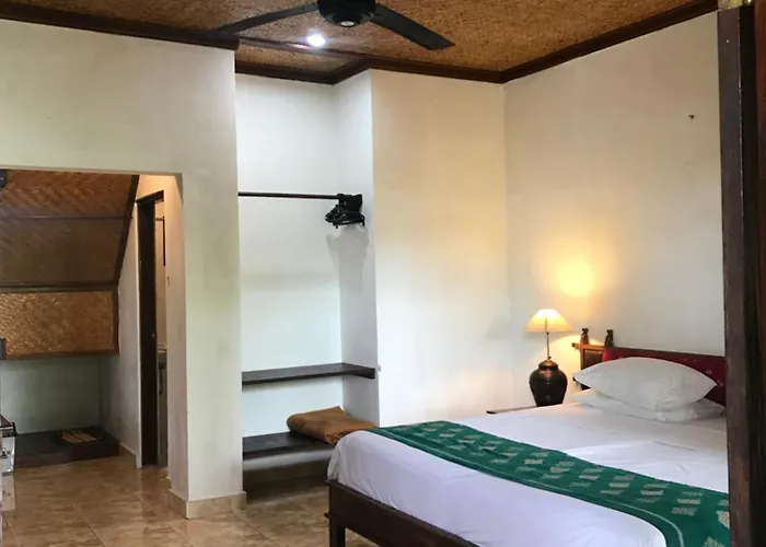 ベッド・アンド・ブレックファスト Anomcottages *